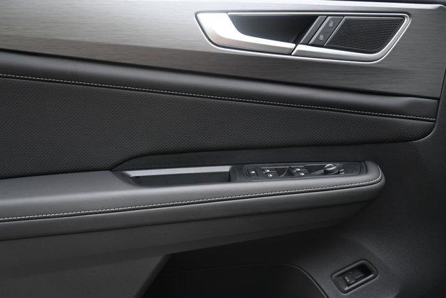 used 2024 Volkswagen Atlas Cross Sport car, priced at $29,998