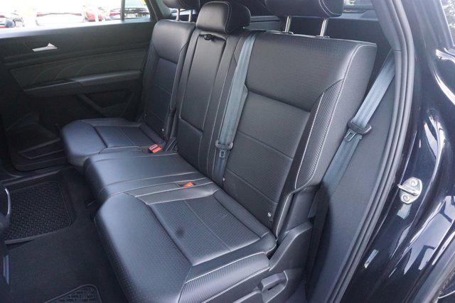 used 2023 Volkswagen Atlas Cross Sport car, priced at $29,998