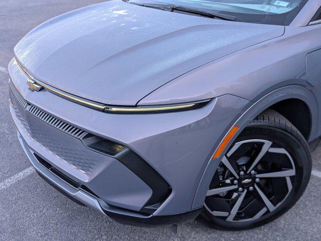 used 2025 Chevrolet Equinox EV car, priced at $23,995