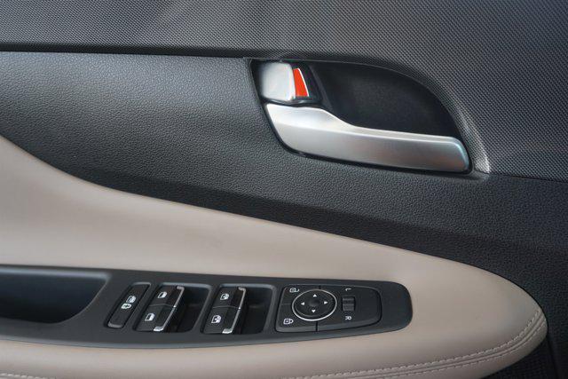 used 2022 Hyundai Santa Fe car, priced at $25,994