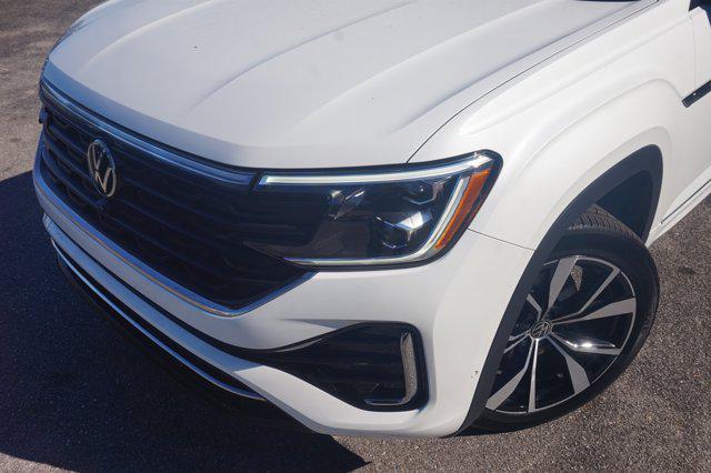 used 2024 Volkswagen Atlas Cross Sport car, priced at $39,995