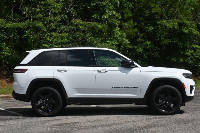 used 2024 Jeep Grand Cherokee car, priced at $33,995