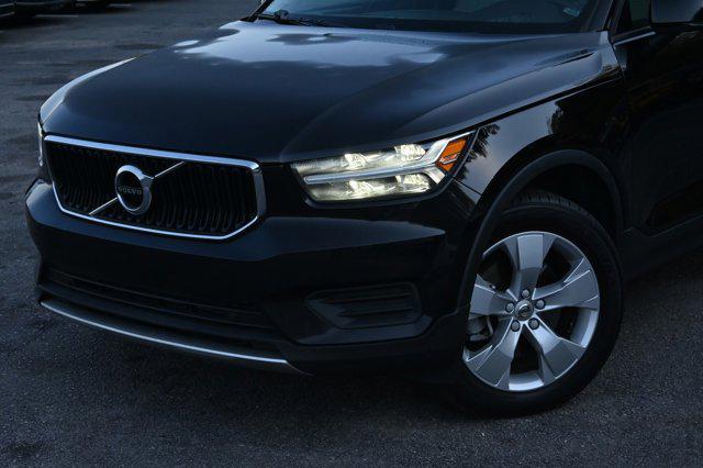 used 2020 Volvo XC40 car, priced at $21,994