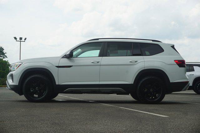 used 2025 Volkswagen Atlas car, priced at $43,995