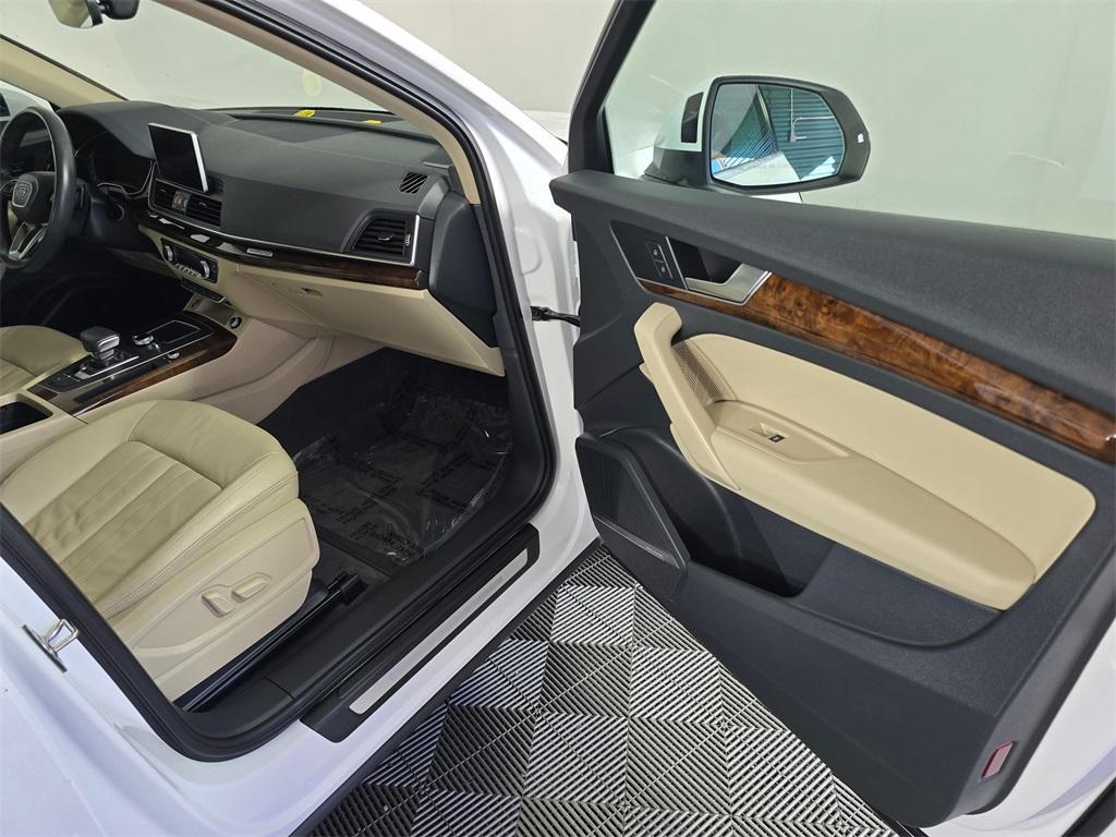 used 2018 Audi Q5 car, priced at $22,727