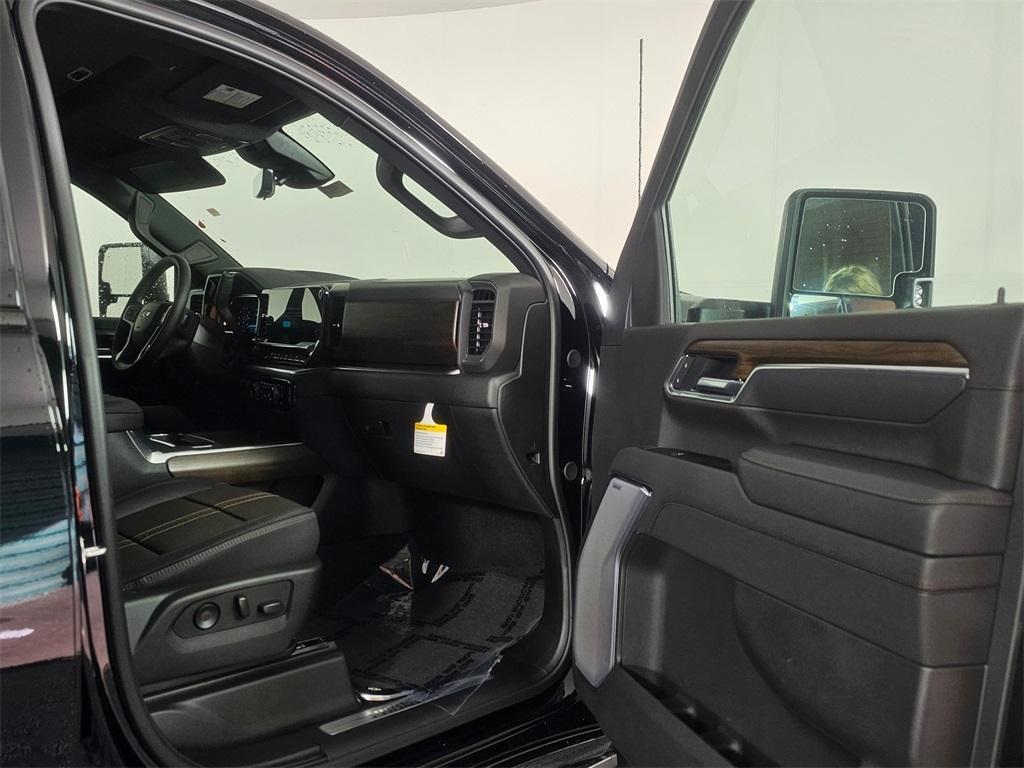 new 2026 Chevrolet Silverado 2500 car, priced at $91,275