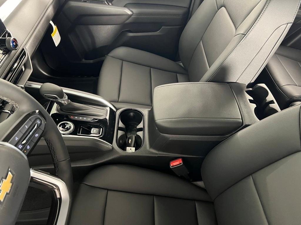 new 2025 Chevrolet Colorado car, priced at $36,290
