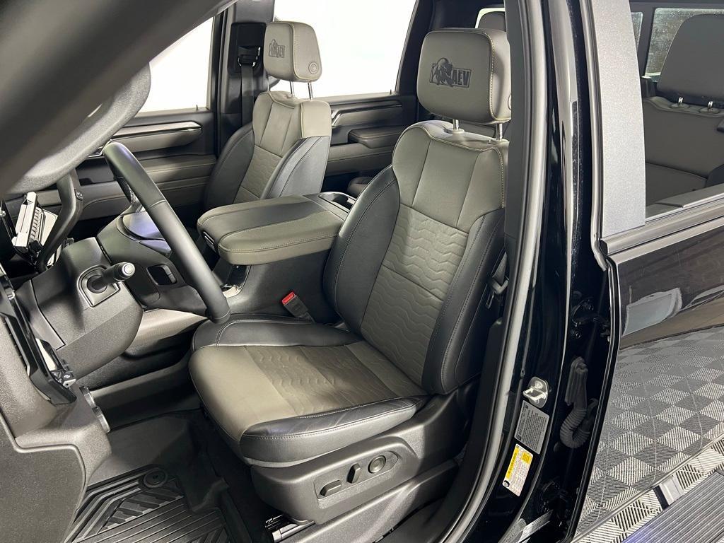 used 2024 Chevrolet Silverado 2500 car, priced at $83,271