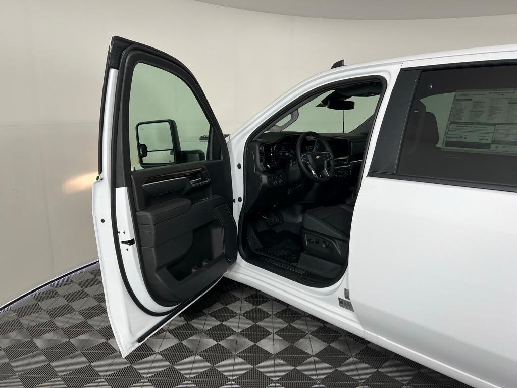 new 2025 Chevrolet Silverado 2500 car, priced at $64,960