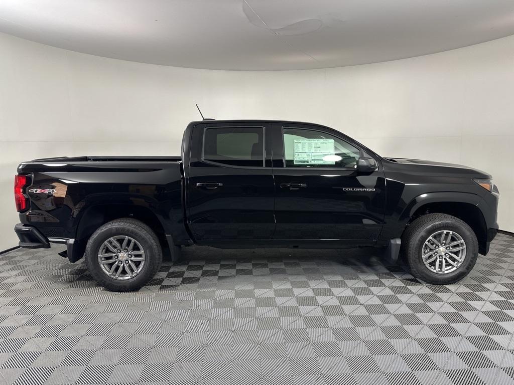 new 2025 Chevrolet Colorado car, priced at $39,570