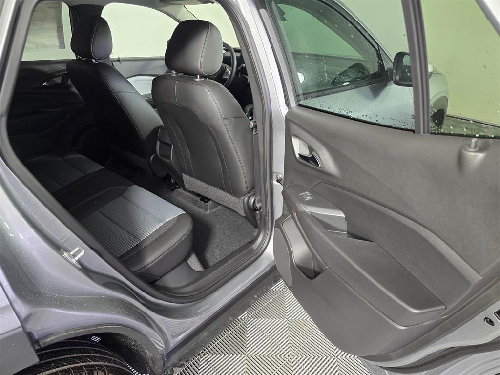 new 2025 Chevrolet Trax car, priced at $22,490