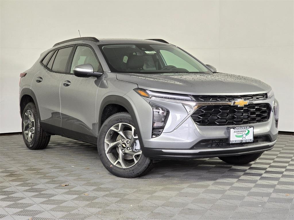 new 2025 Chevrolet Trax car, priced at $22,490