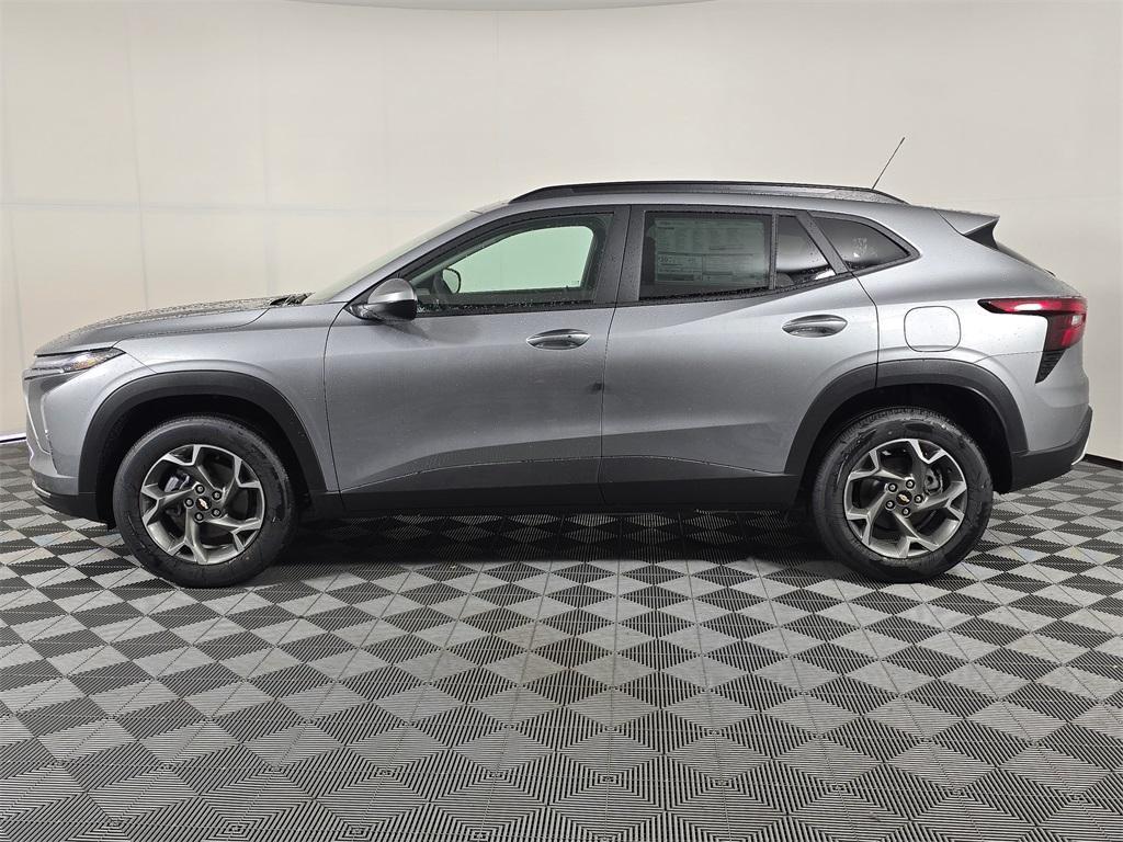new 2025 Chevrolet Trax car, priced at $22,490