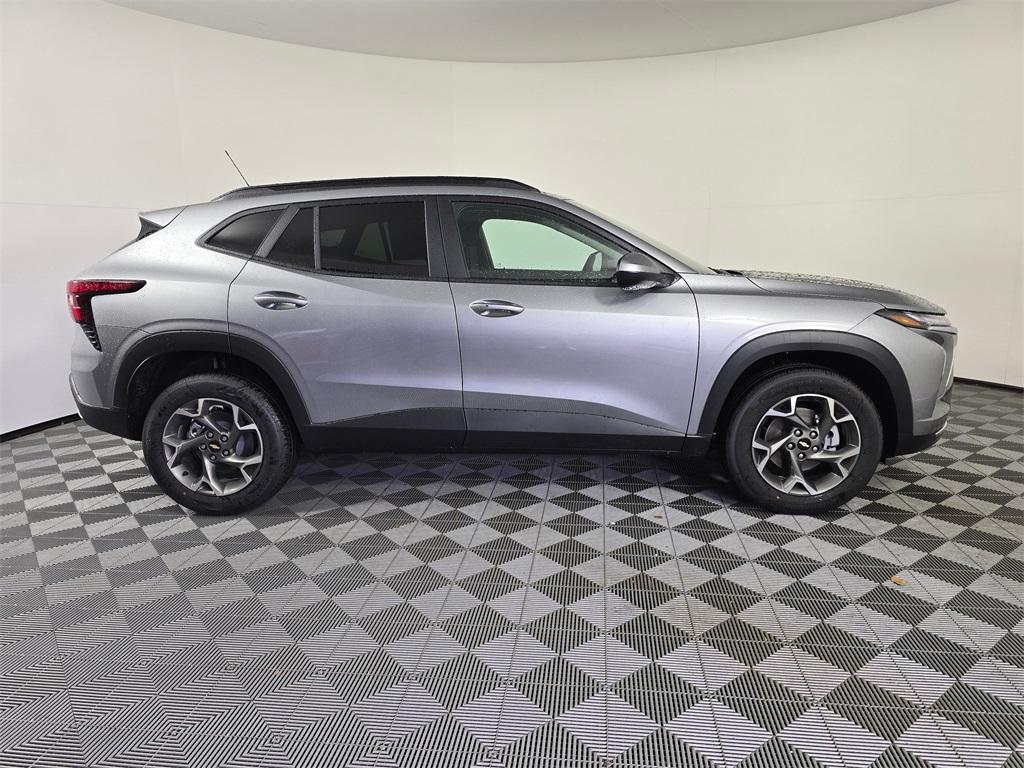 new 2025 Chevrolet Trax car, priced at $22,490