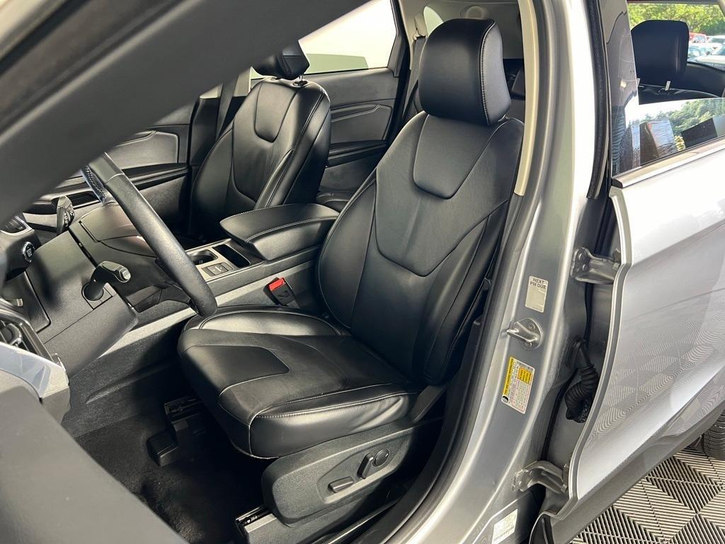 used 2022 Ford Edge car, priced at $21,985