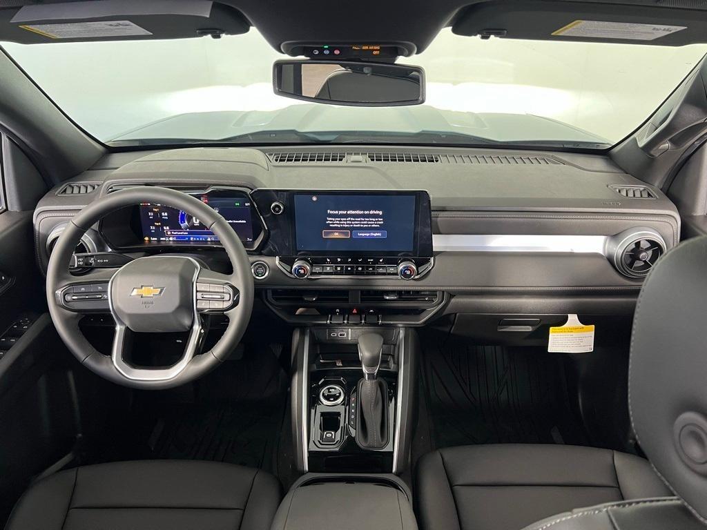 new 2025 Chevrolet Colorado car, priced at $41,995