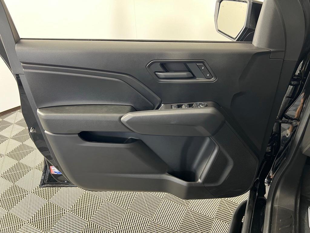 new 2025 Chevrolet Colorado car, priced at $52,760