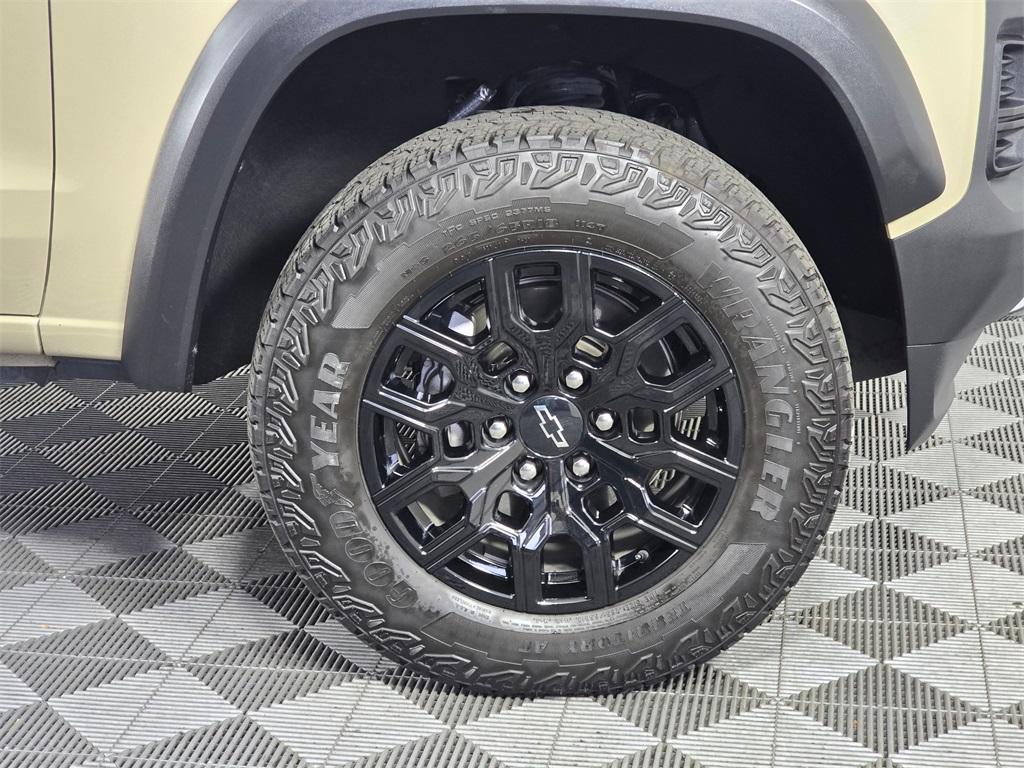 used 2023 Chevrolet Colorado car, priced at $38,790