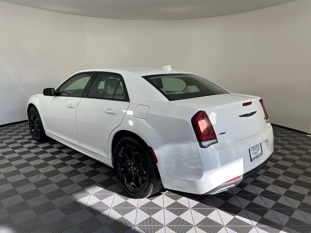 used 2022 Chrysler 300 car, priced at $25,351