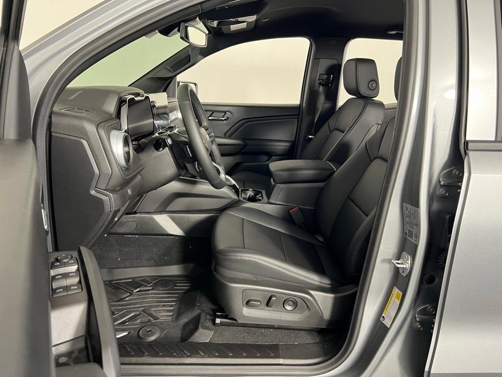 new 2025 Chevrolet Colorado car, priced at $43,497