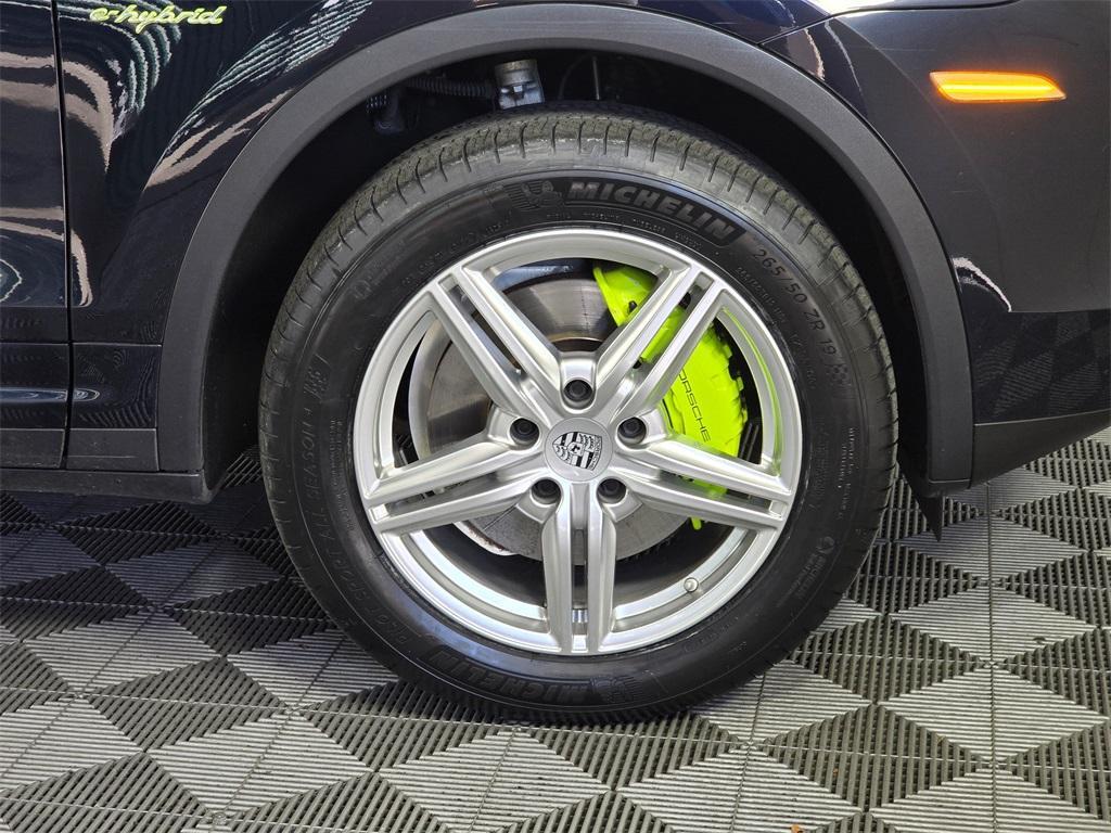 used 2016 Porsche Cayenne car, priced at $24,991