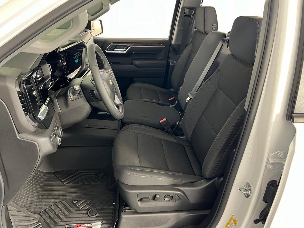 new 2025 Chevrolet Silverado 1500 car, priced at $48,344