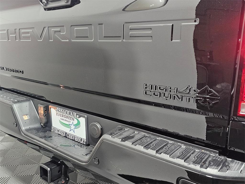 new 2025 Chevrolet Silverado 2500 car, priced at $84,000