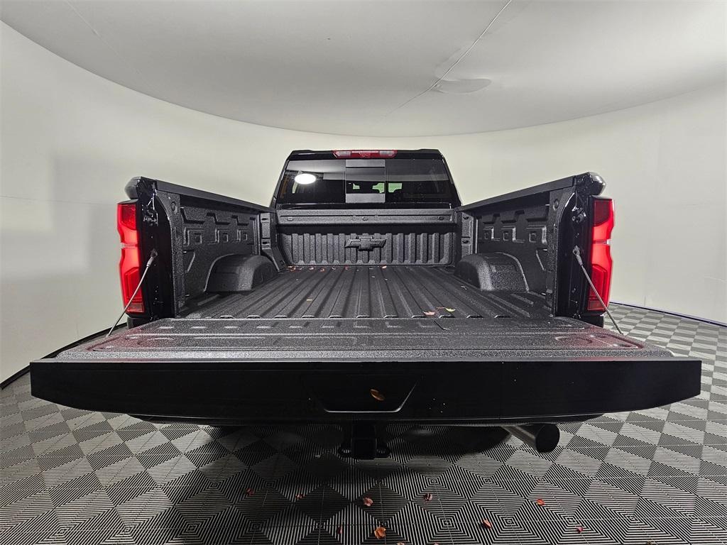 new 2025 Chevrolet Silverado 2500 car, priced at $84,000