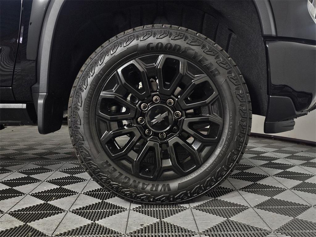 new 2025 Chevrolet Silverado 2500 car, priced at $84,000