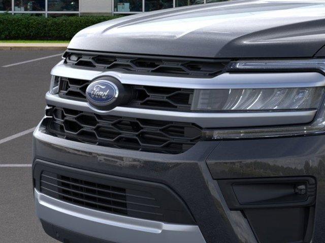 new 2024 Ford Expedition car, priced at $60,012