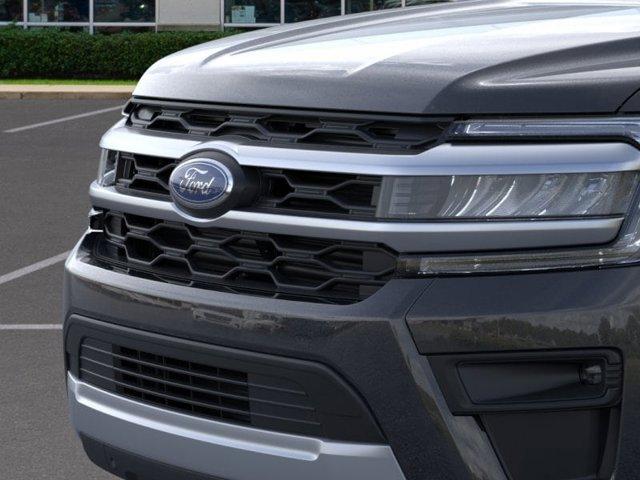 new 2024 Ford Expedition car, priced at $61,978