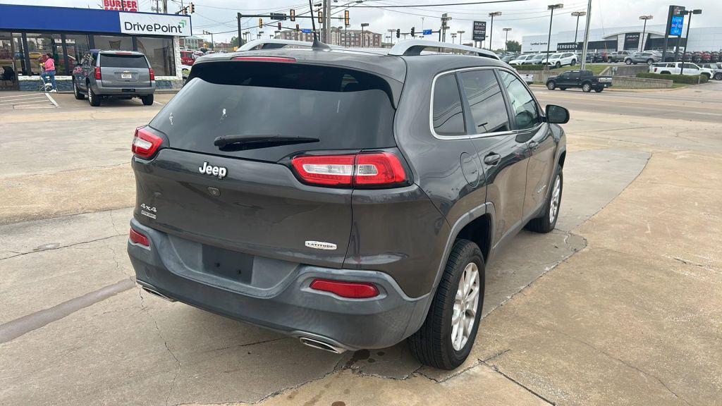 used 2016 Jeep Cherokee car, priced at $10,992