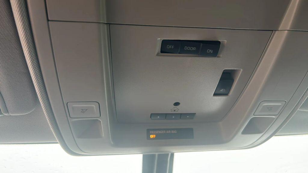 used 2014 Chevrolet Silverado 1500 car, priced at $18,394