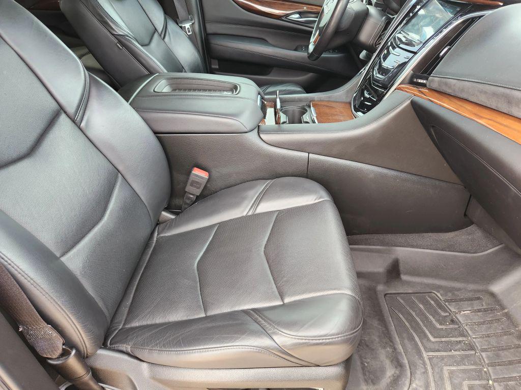 used 2018 Cadillac Escalade car, priced at $25,999