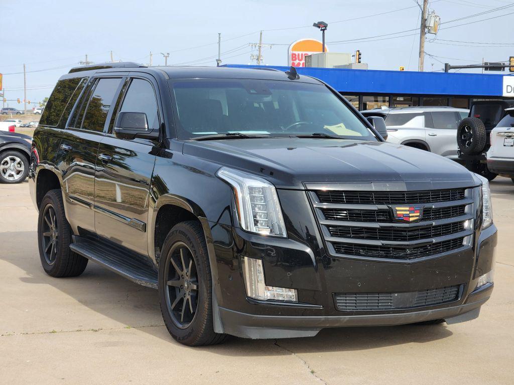 used 2018 Cadillac Escalade car, priced at $25,999