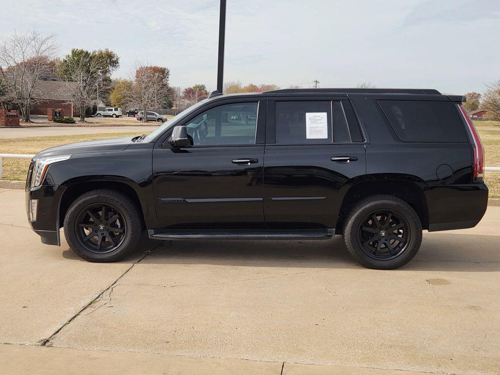 used 2018 Cadillac Escalade car, priced at $25,999