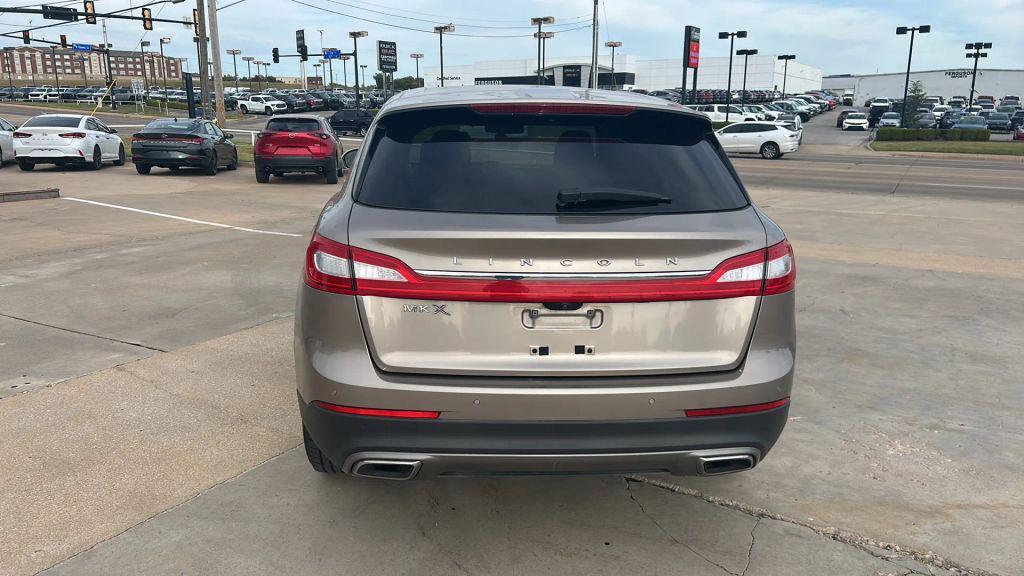 used 2018 Lincoln MKX car, priced at $19,237