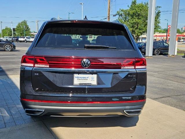 new 2024 Volkswagen Atlas car, priced at $39,302
