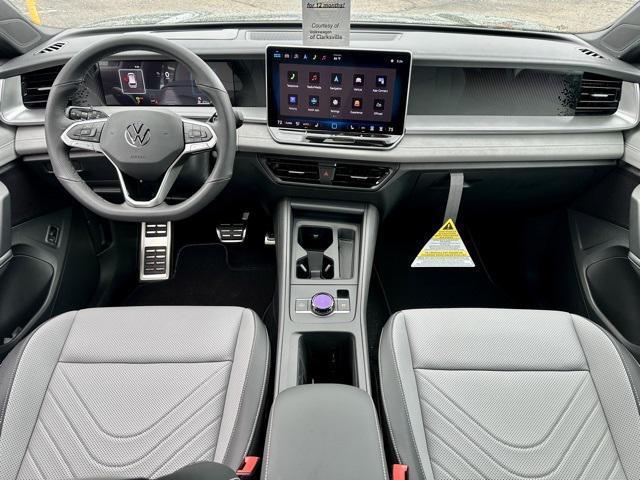 new 2025 Volkswagen Tiguan car, priced at $40,336