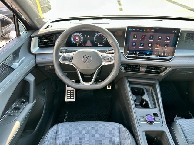 new 2025 Volkswagen Tiguan car, priced at $36,231