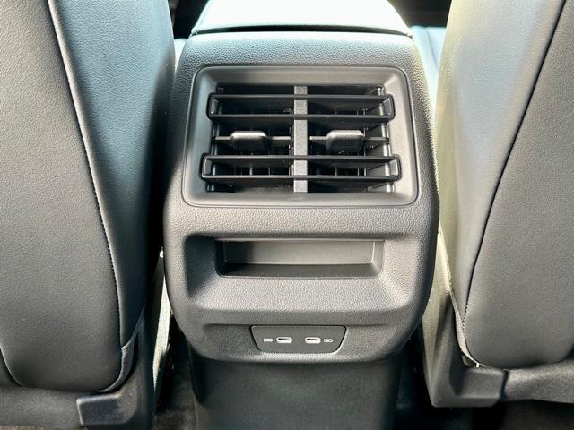 new 2025 Volkswagen Tiguan car, priced at $36,231