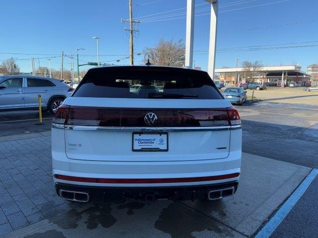 new 2024 Volkswagen Atlas Cross Sport car, priced at $47,817