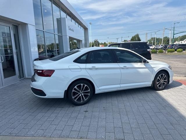 used 2024 Volkswagen Jetta car, priced at $22,107