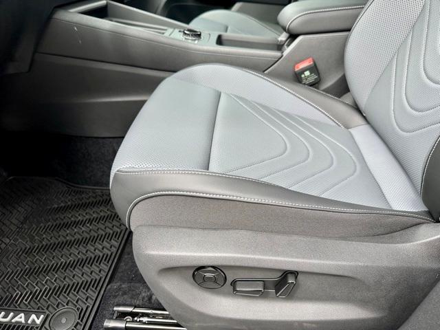new 2025 Volkswagen Tiguan car, priced at $36,201