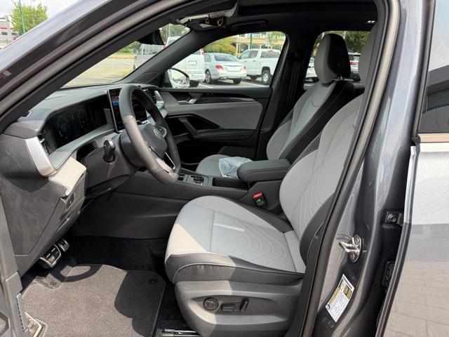 new 2025 Volkswagen Tiguan car, priced at $36,121