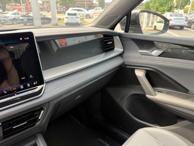 new 2025 Volkswagen Tiguan car, priced at $36,231