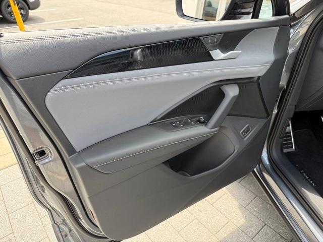 new 2025 Volkswagen Tiguan car, priced at $36,231