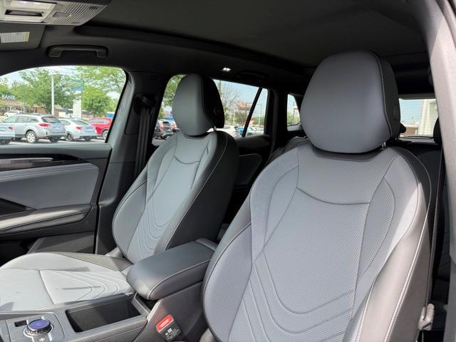 new 2025 Volkswagen Tiguan car, priced at $36,231