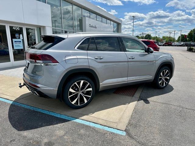 new 2025 Volkswagen Atlas Cross Sport car, priced at $49,267