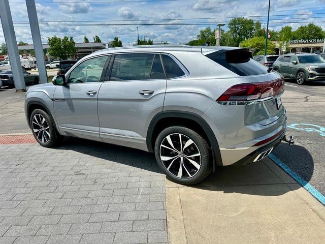 new 2025 Volkswagen Atlas Cross Sport car, priced at $49,267